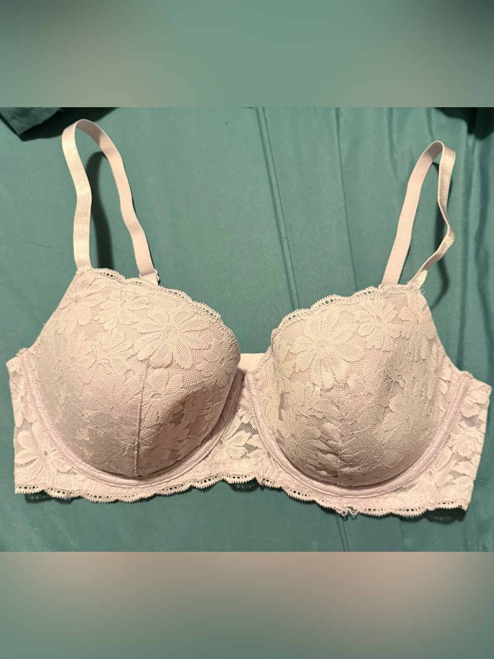 Women's Lace Underwire Bra in Light Purple